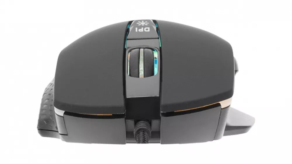 Gaming my&scaron; White Shark Gareth GM-5009 na bielom pozad&iacute; zobrazuj&uacute;ca ergonomick&yacute; dizajn a RGB podsvietenie